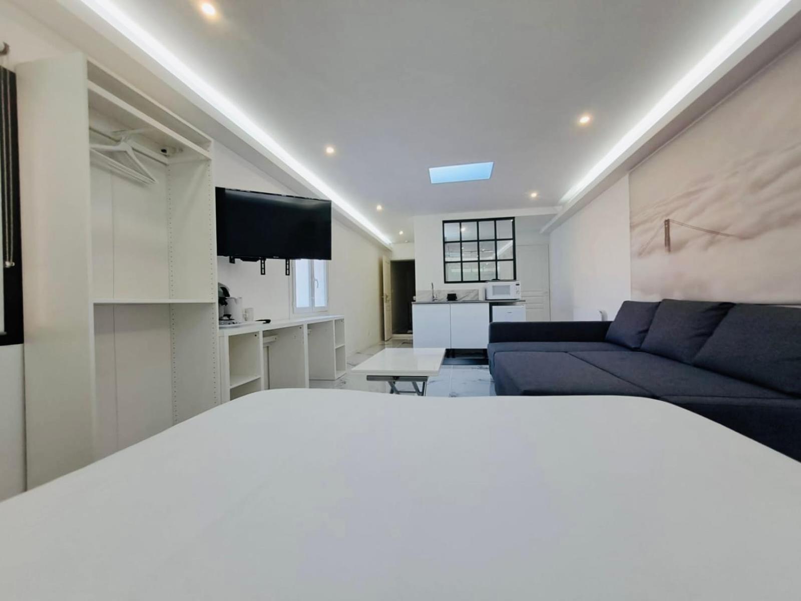 Studio Spacieux Metro 14 Paris Орли Экстерьер фото
