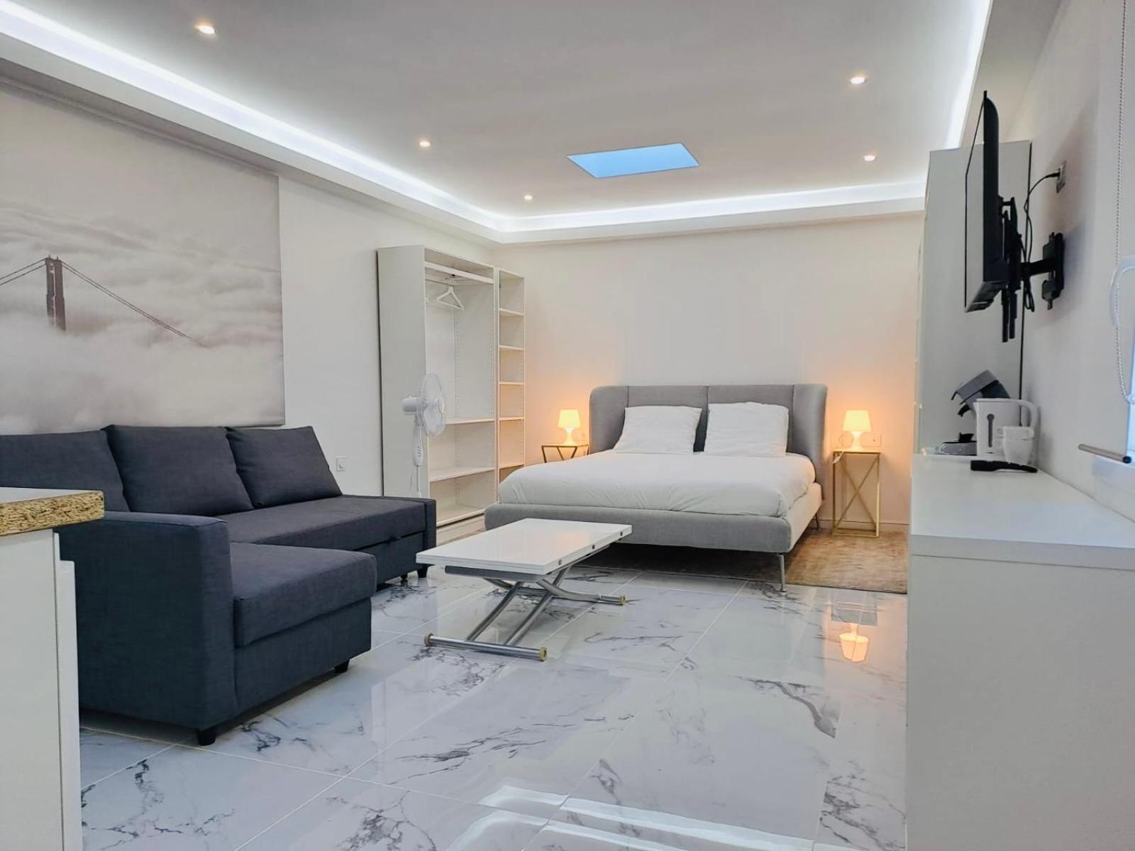 Studio Spacieux Metro 14 Paris Орли Экстерьер фото